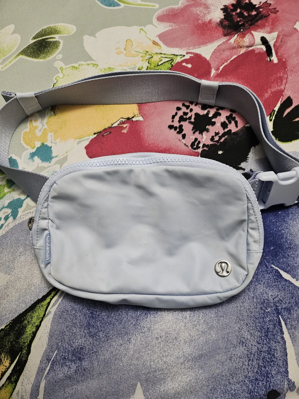 lululemon Powder Blue Mesh Interior Belt Bag